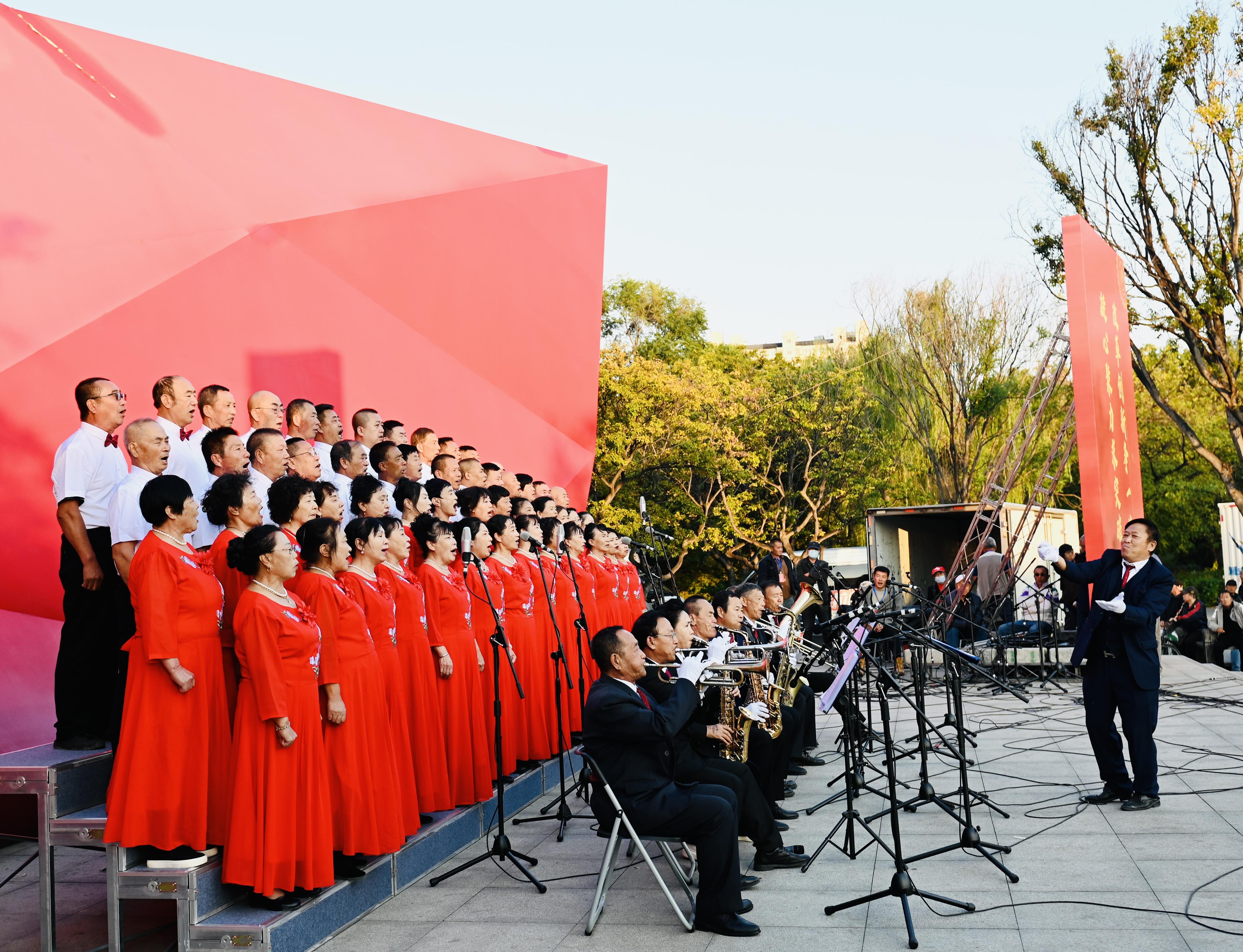 广场音乐会03.jpg