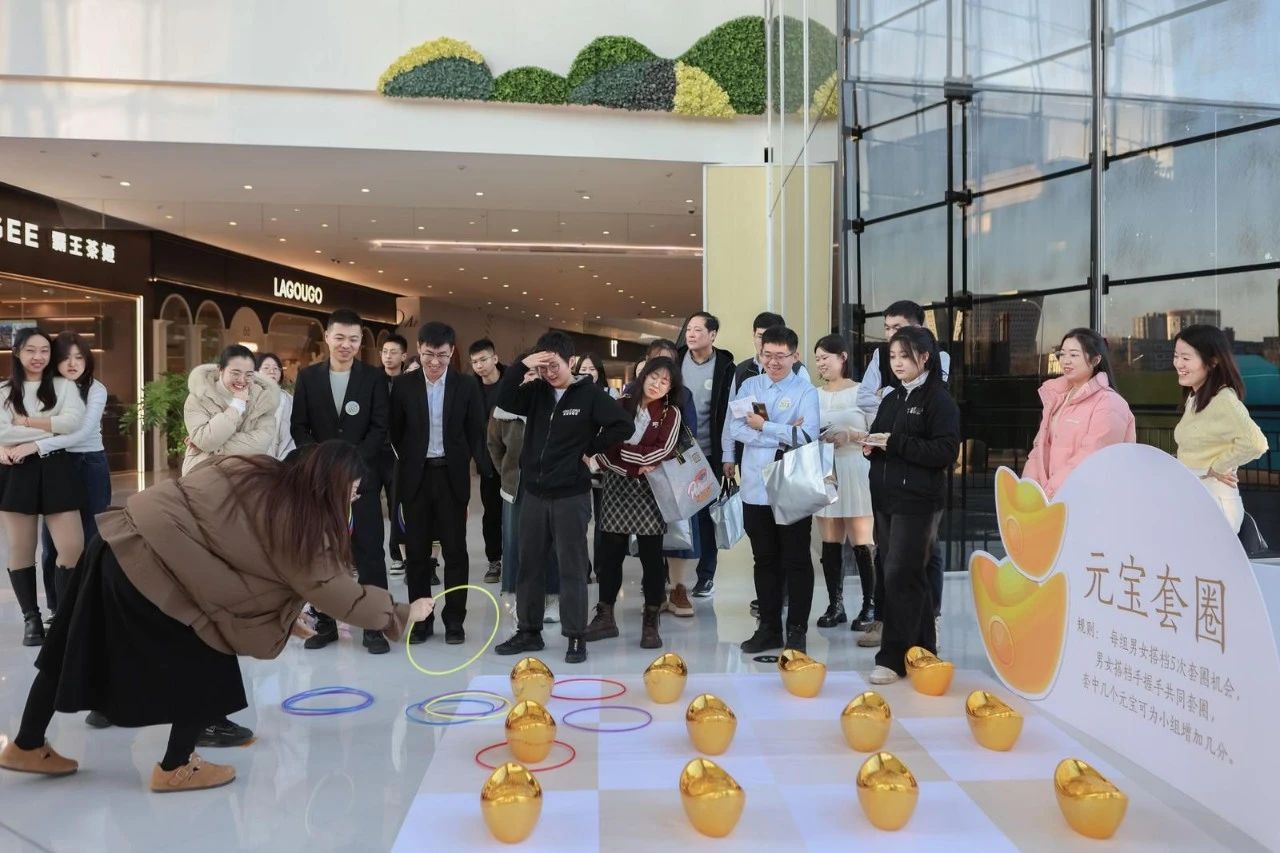 工会为金融行业青年职工“牵红线”03.jpg